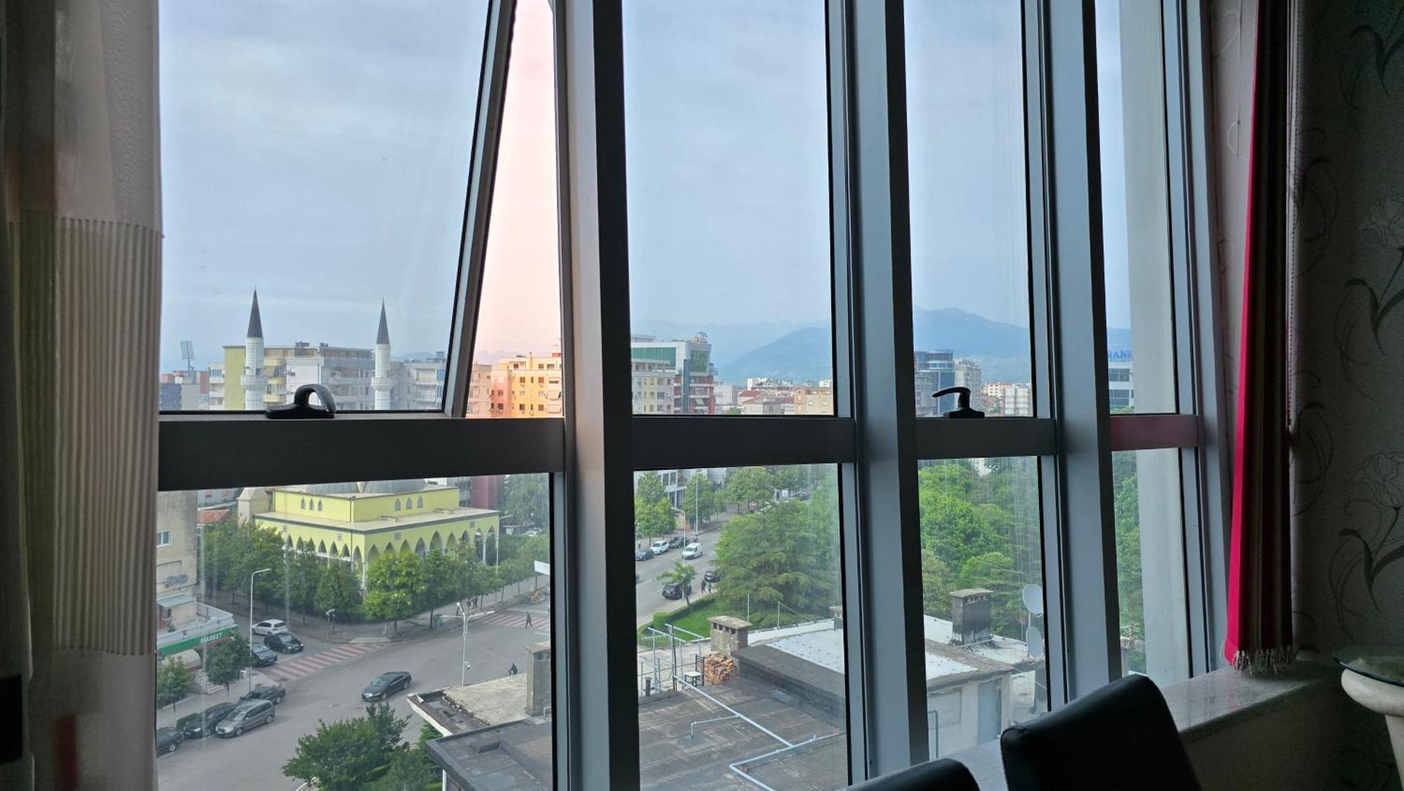 Amy'S Luxury Appartment Шкодер Экстерьер фото