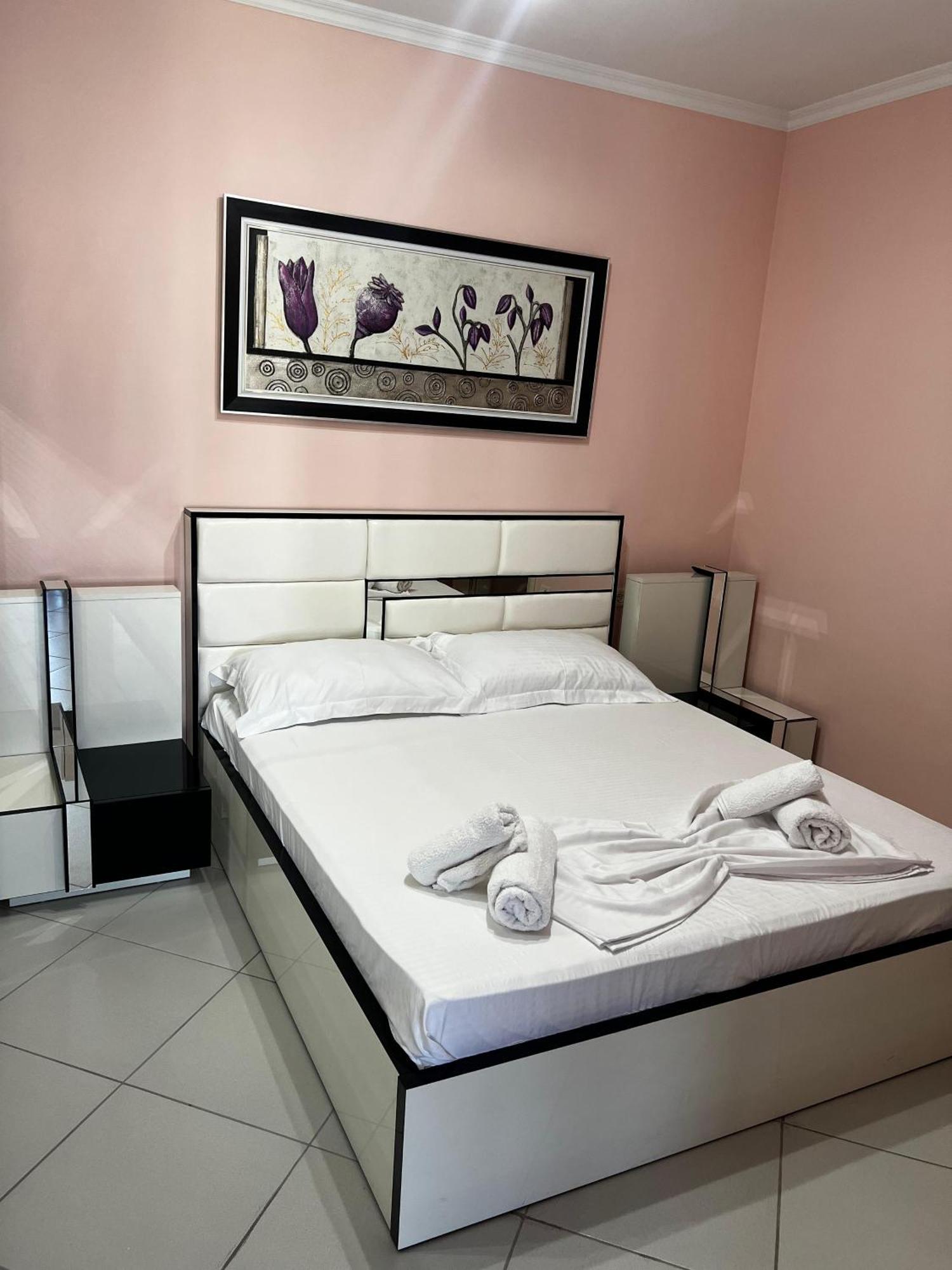 Amy'S Luxury Appartment Шкодер Экстерьер фото