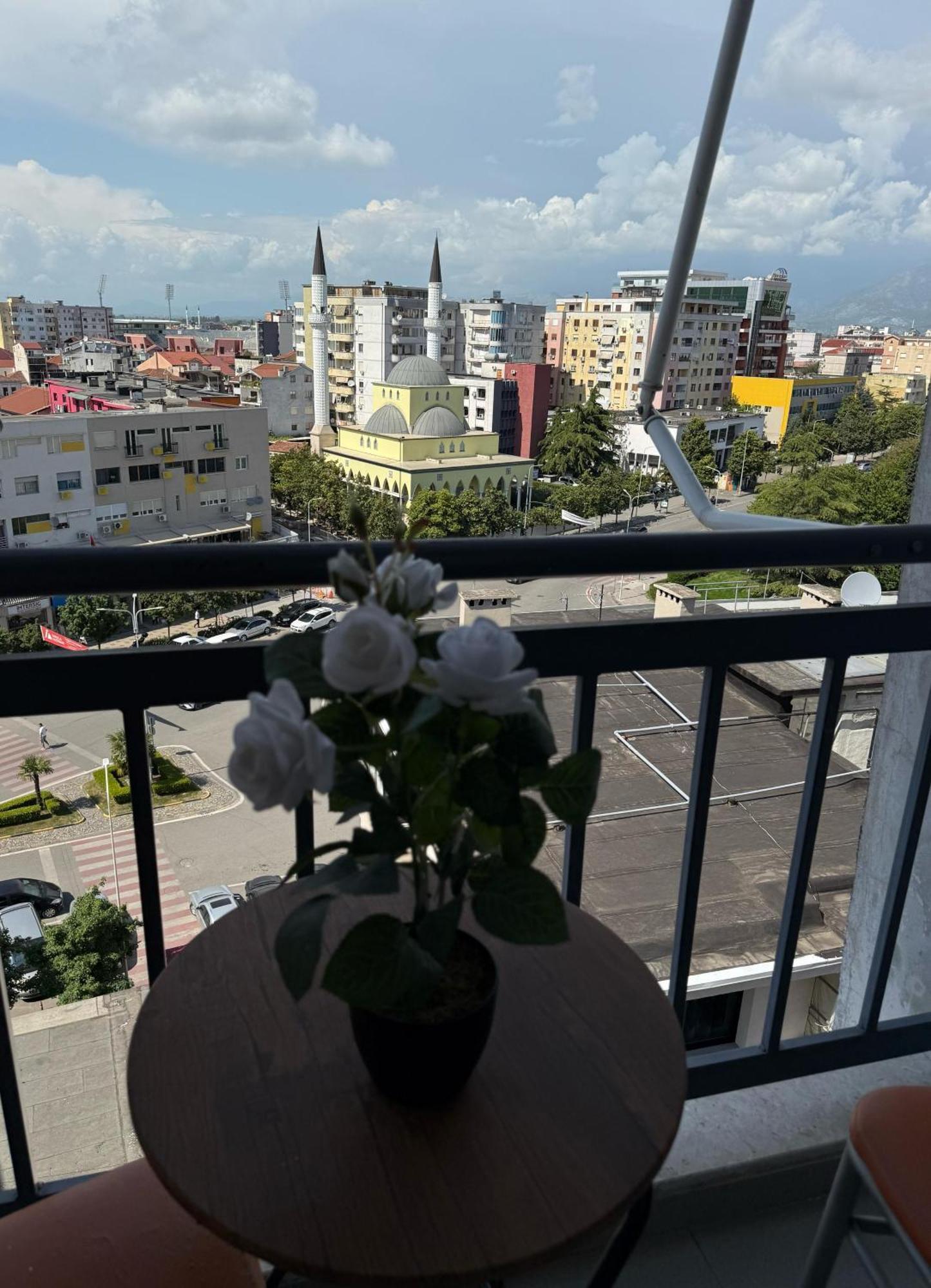 Amy'S Luxury Appartment Шкодер Экстерьер фото